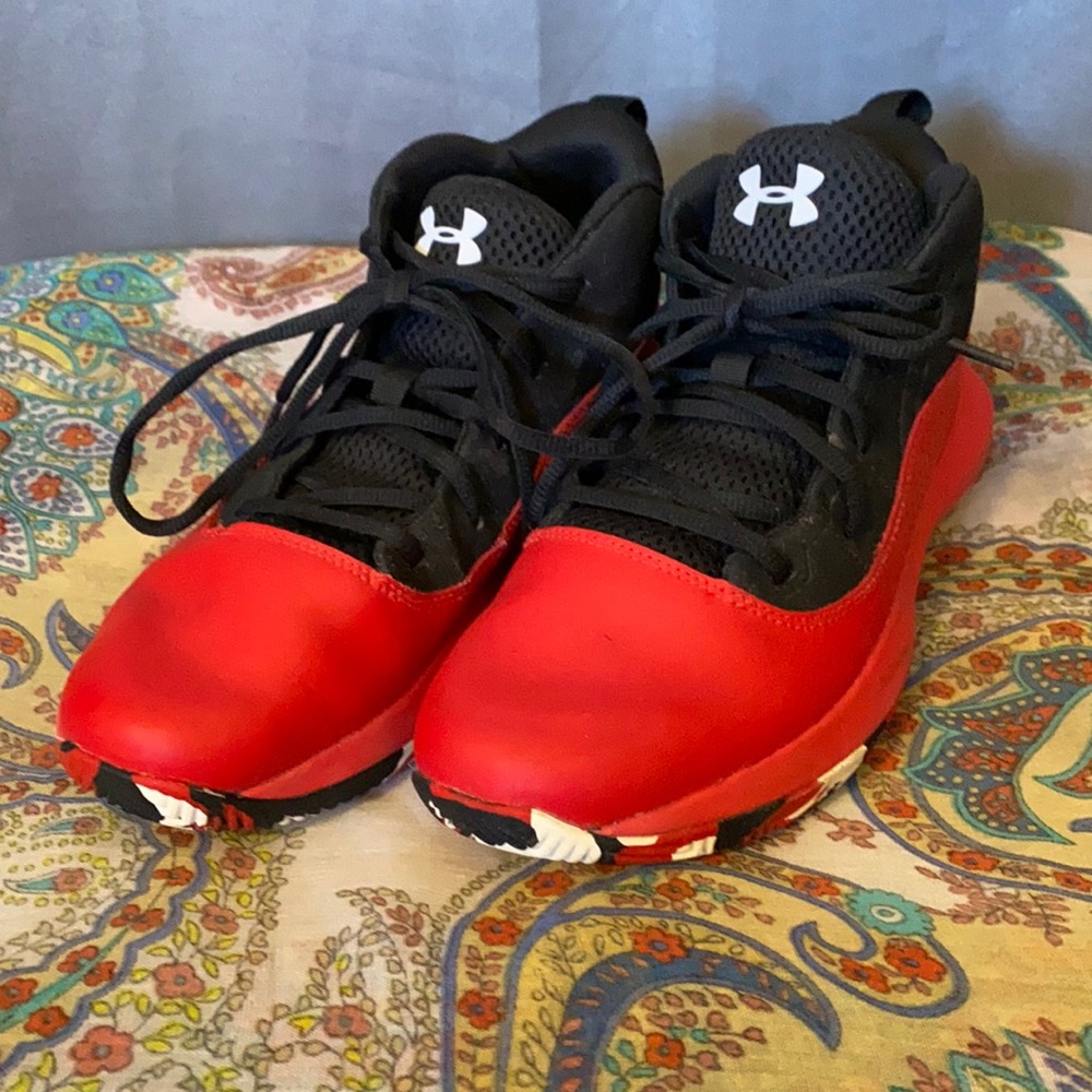 Under Armour Sneakers
